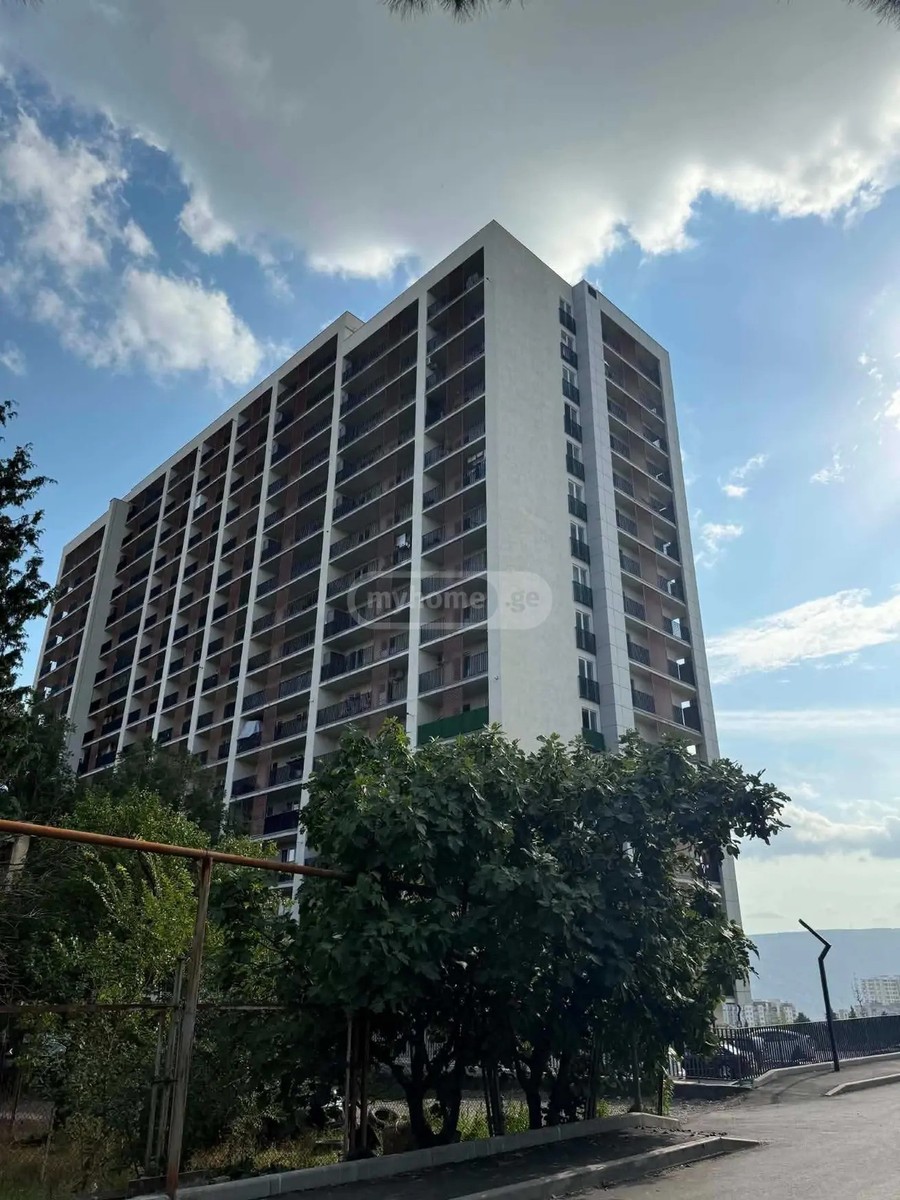 ირინა შტენბერგის ქუჩა 4 - 3 rooms