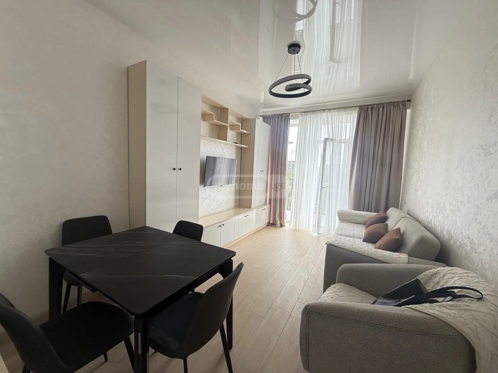 კუპრაძე ვ. ქ. 69 - 3 rooms