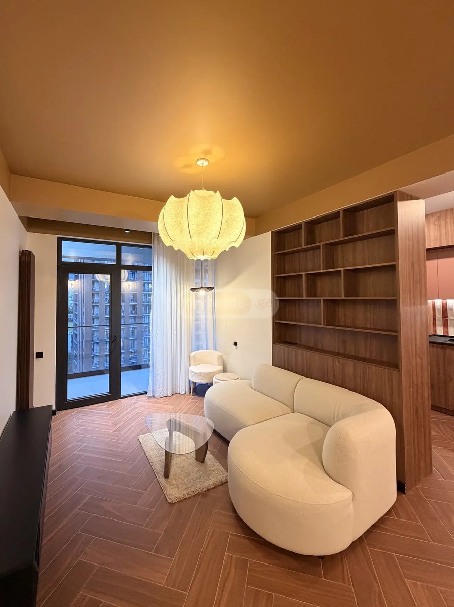 პოლიტკოვსკაია ა. ქ. (ჯიქია) 33 - 3 rooms