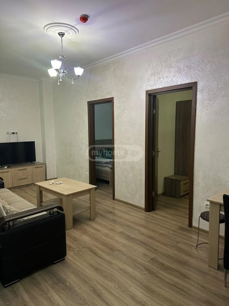 ტაბიძის ქ. 28 - 3 rooms