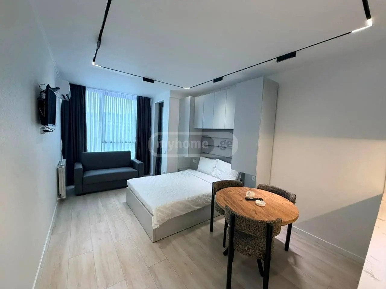აბუსერიძე ტ. ქ. 13 - 1 rooms