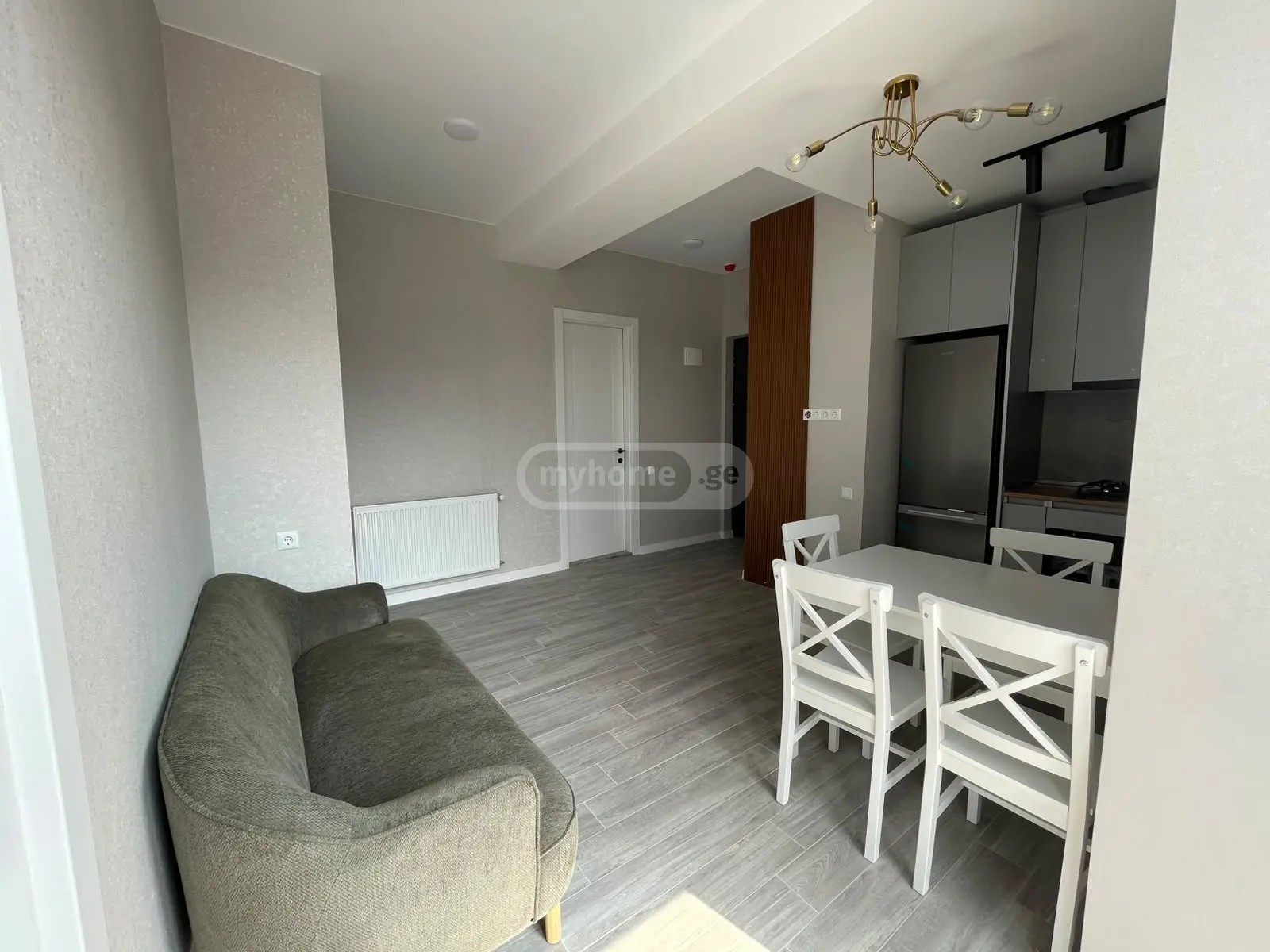 პოლიტკოვსკაია ა. ქ. (ჯიქია) 46 - 3 rooms