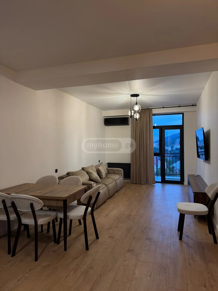 71, Tbilisi, საქართველო - 3 rooms