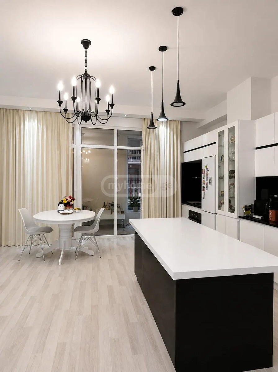 ბურძგლას ქ. 74 - 3 rooms