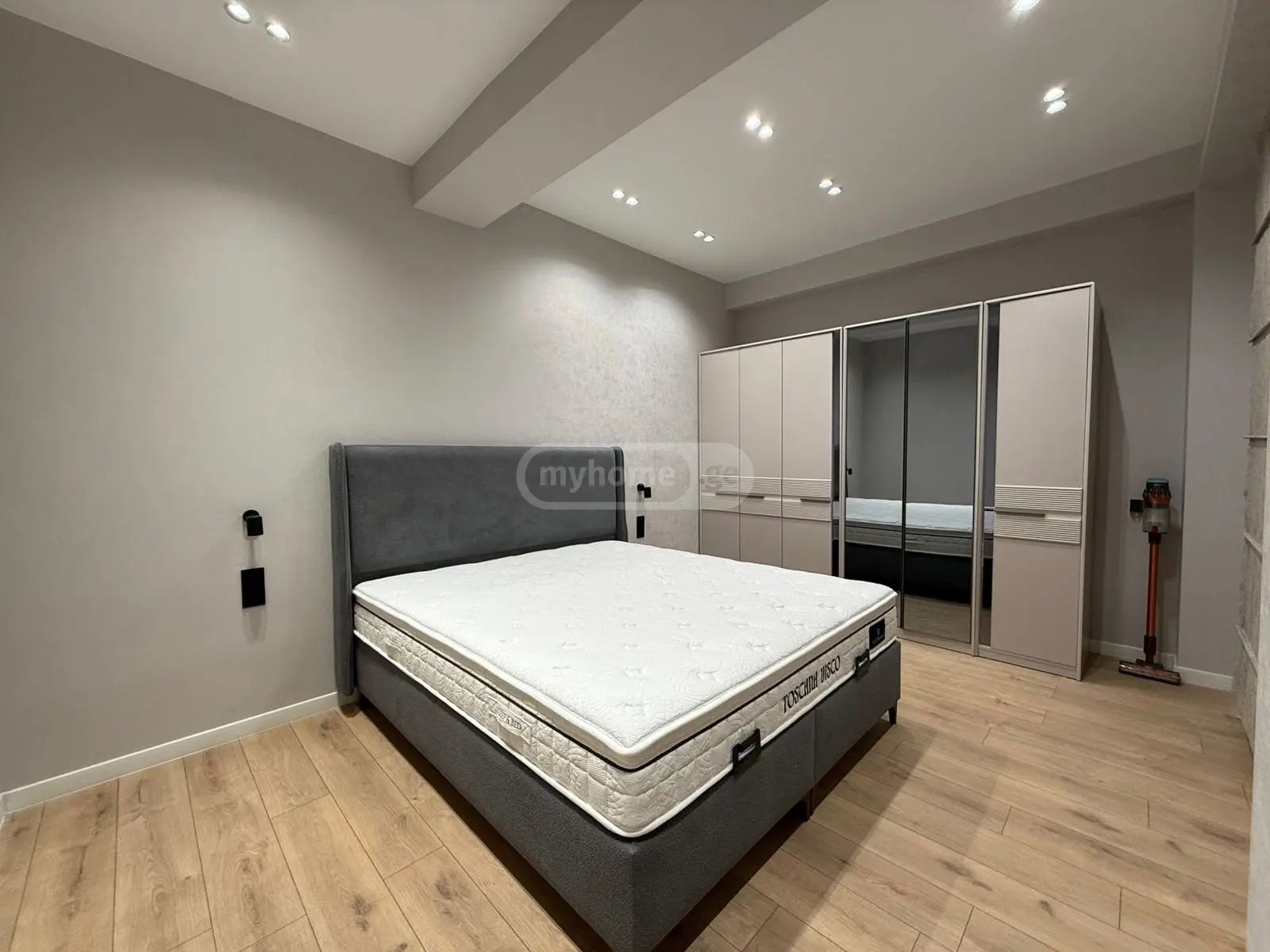 ფატმანის ქ. 98 - 4 rooms