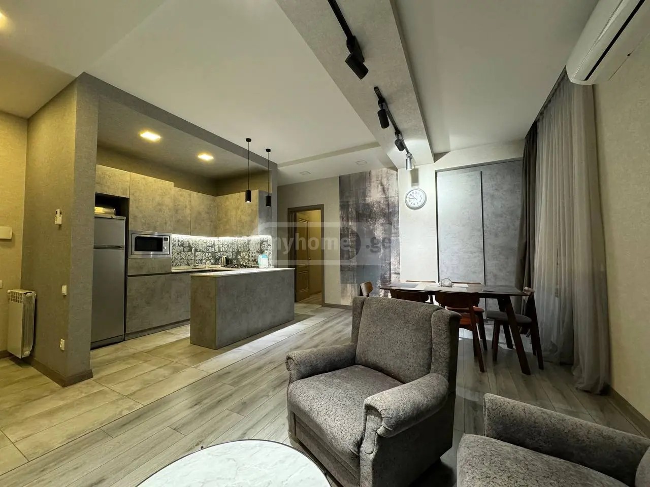 მიროტაძის ქ.  - 3 rooms