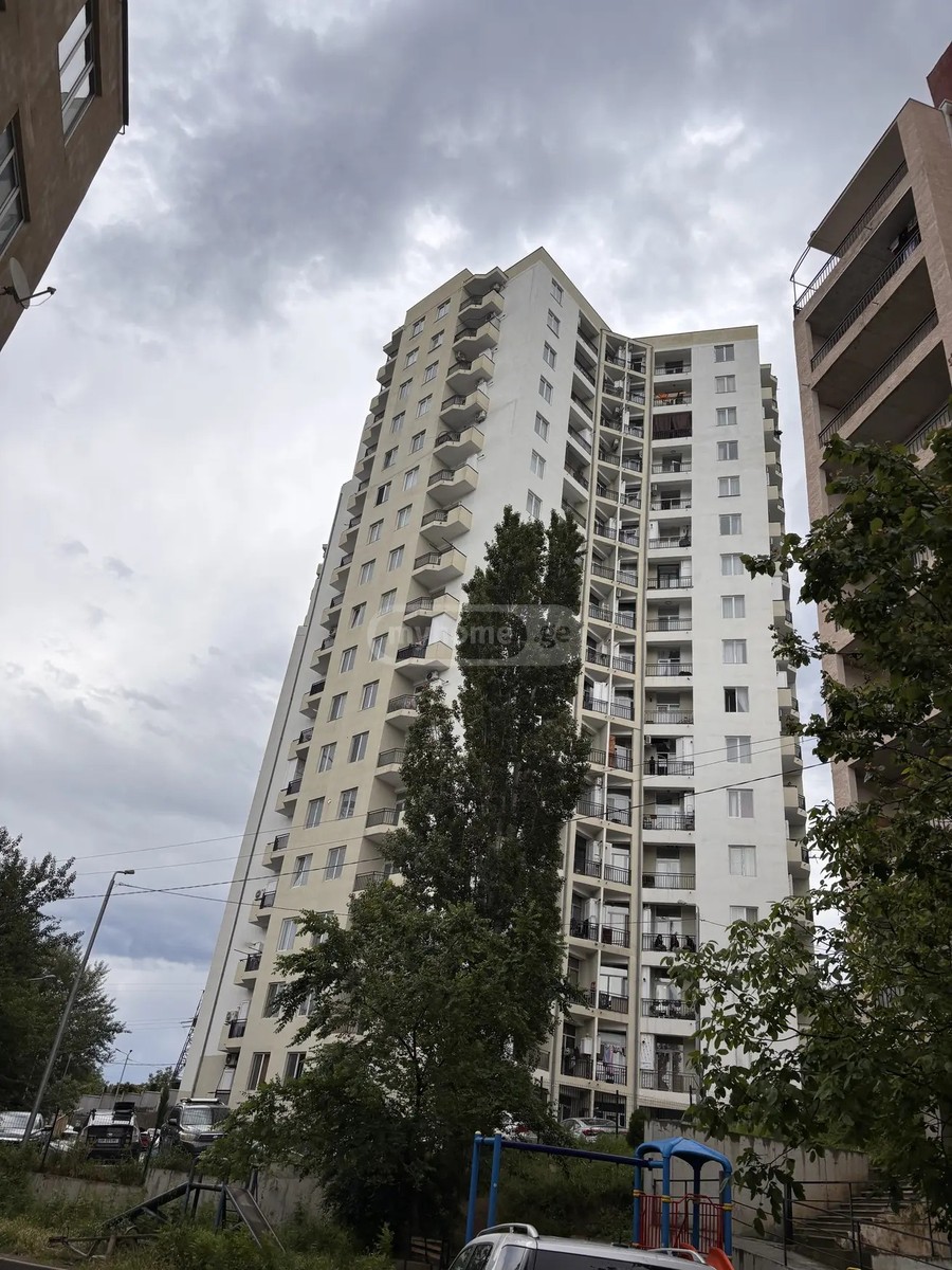 ჩარგლის ქუჩა #39-79, 38-60 79ი - 4 rooms