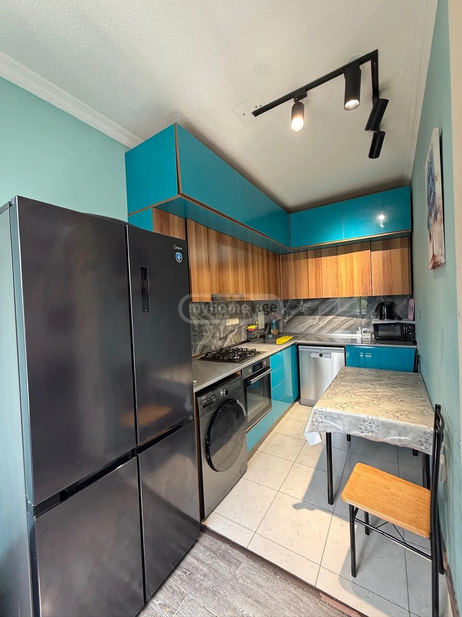 ლეონიძის ქ. 4 - 4 rooms
