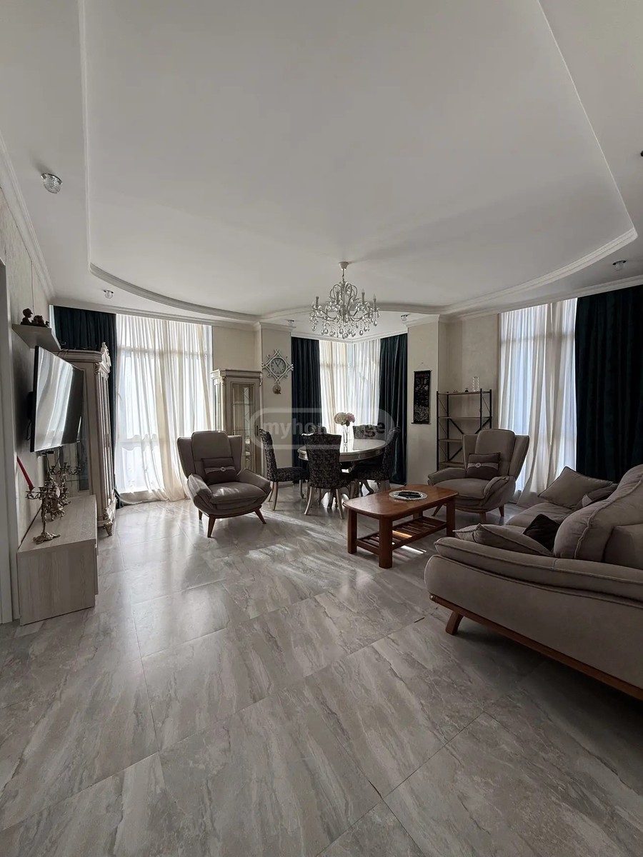 გრიბოედოვი ა. ქ.  - 5 rooms