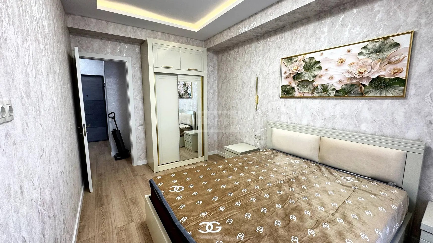 წერეთლის გამზ. 117b - 2 rooms