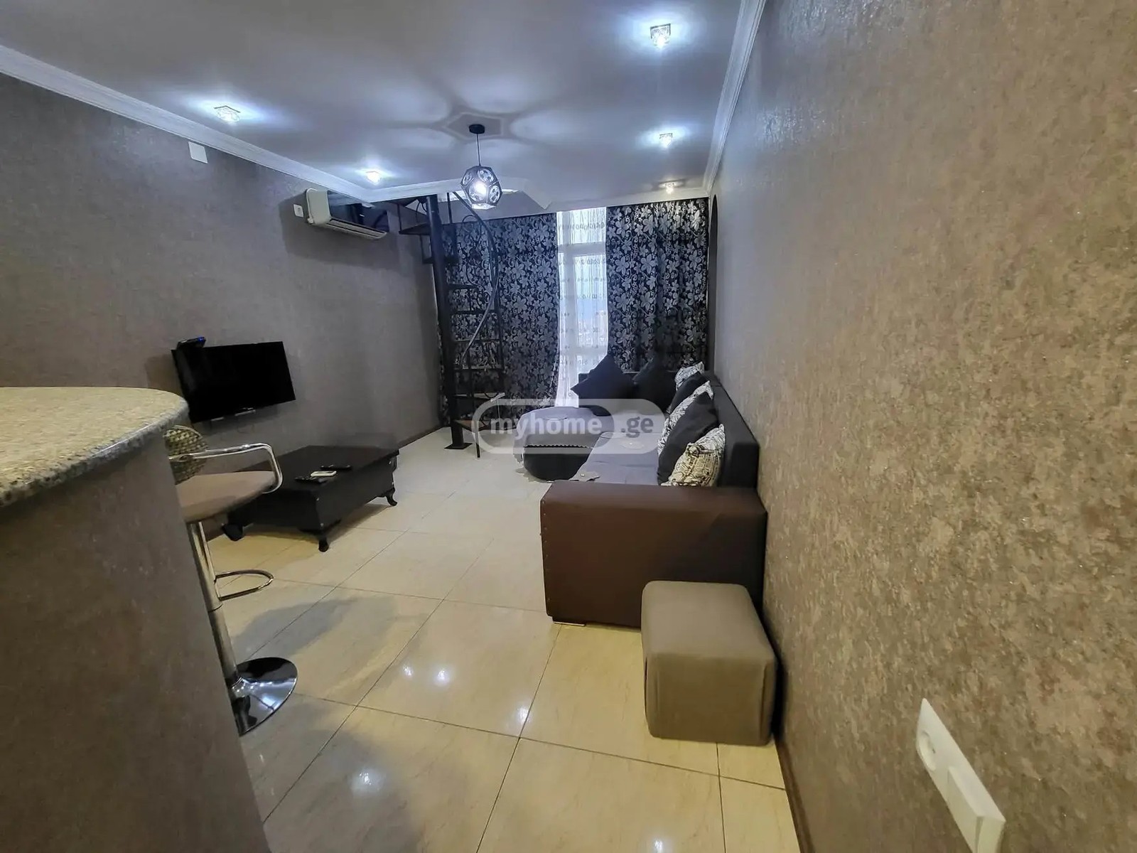 ანგისის ქ. 1 - 3 rooms