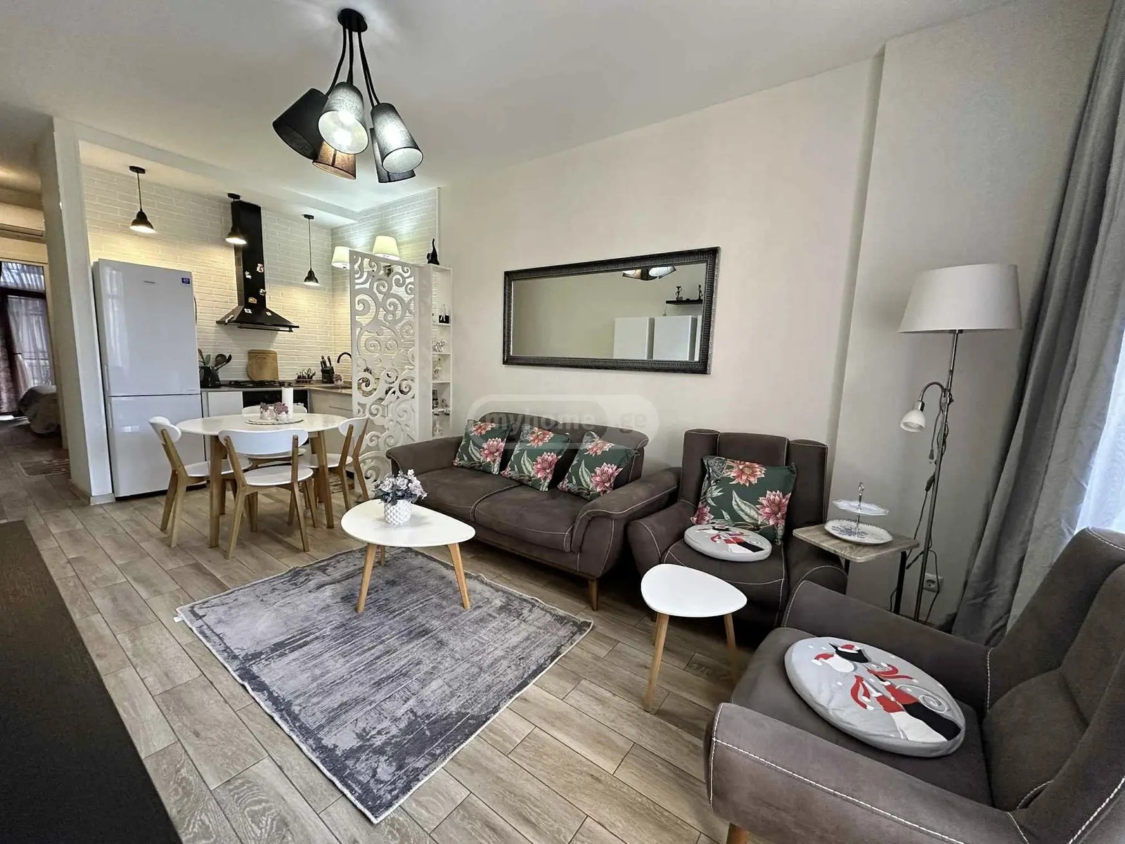 თაყაიშვილი ე. ქ. 3 - 3 rooms