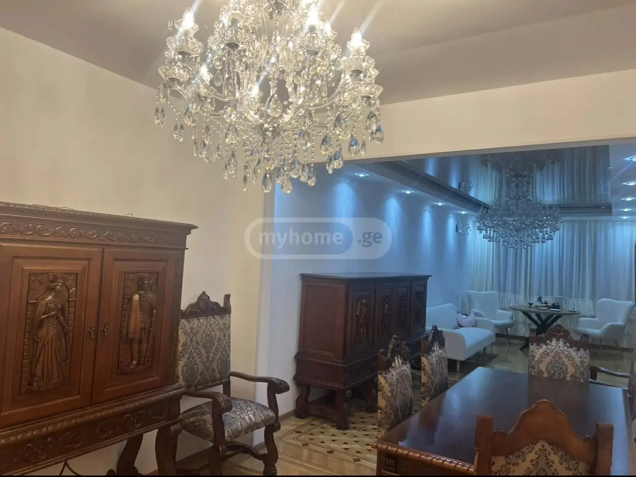 სულხან-საბას გამზ. 21 - 4 rooms