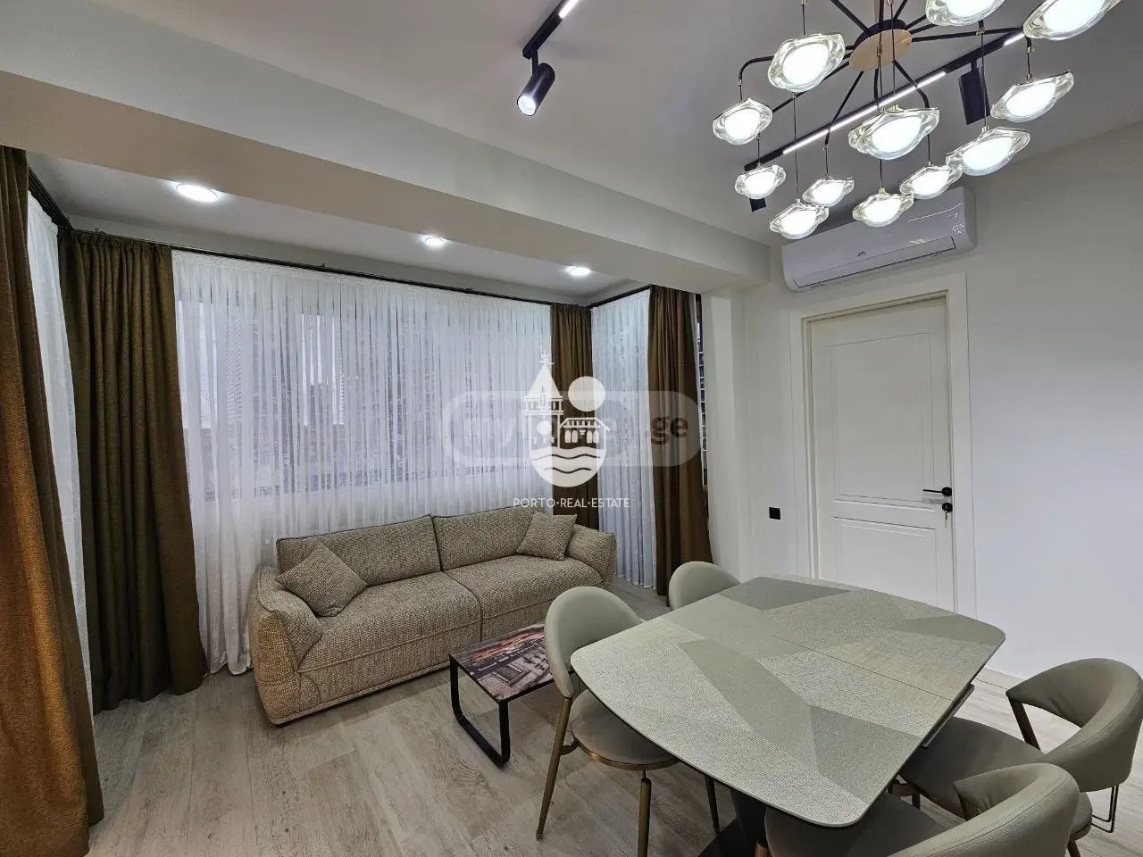 აბუსერიძე ტ. ქ. 21 - 3 rooms