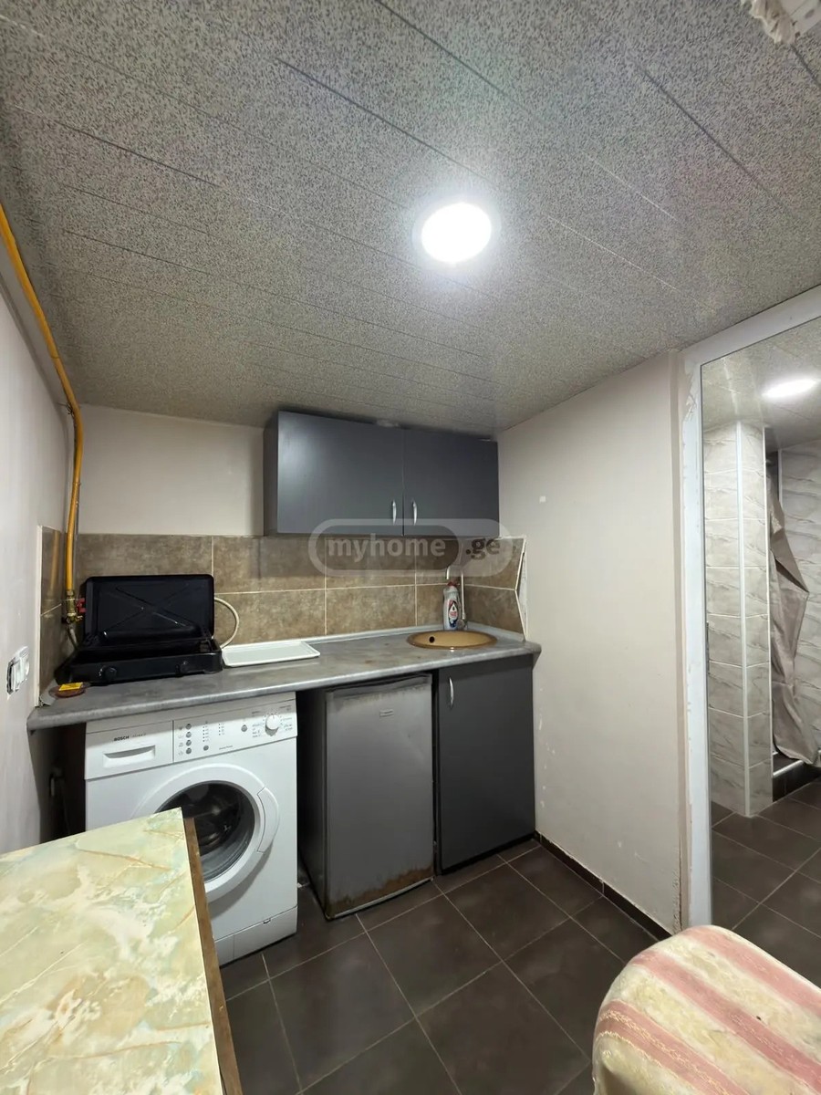 ძმები კაკაბაძეების ქ. 8 - 1 rooms