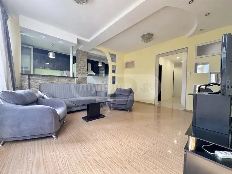 მიცკევიჩი ა. ქ. 10 - 4 rooms