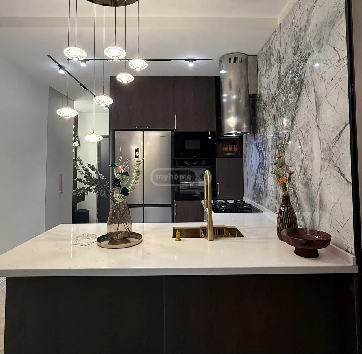 ანგისის II ჩიხი 10 - 3 rooms