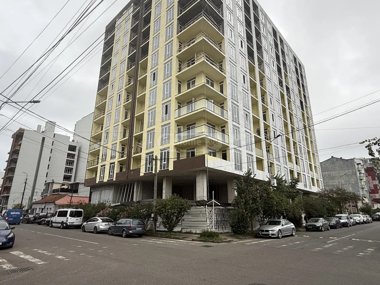 ჩაიკოვსკი პ. ქ. 66 - 4 rooms