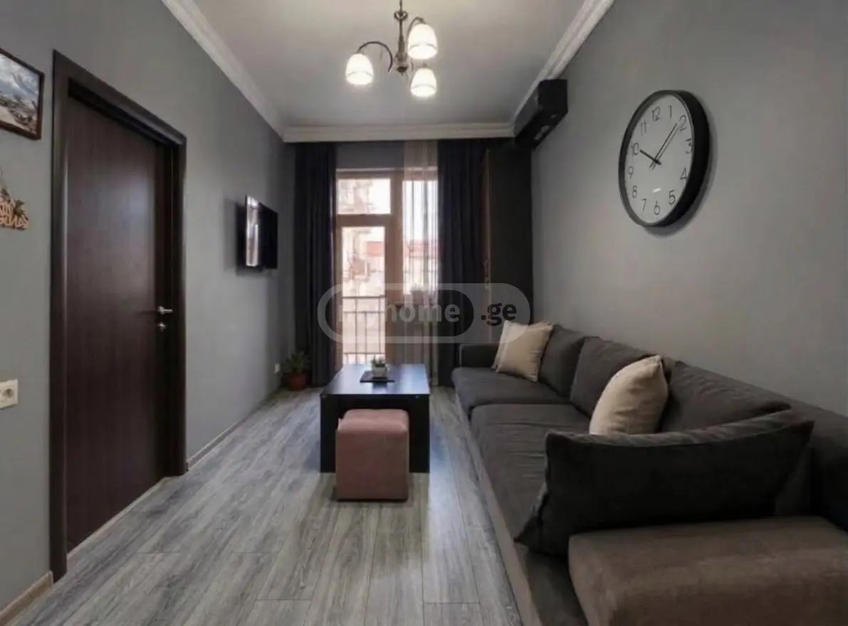 დელისის ქ. 3 - 2 rooms