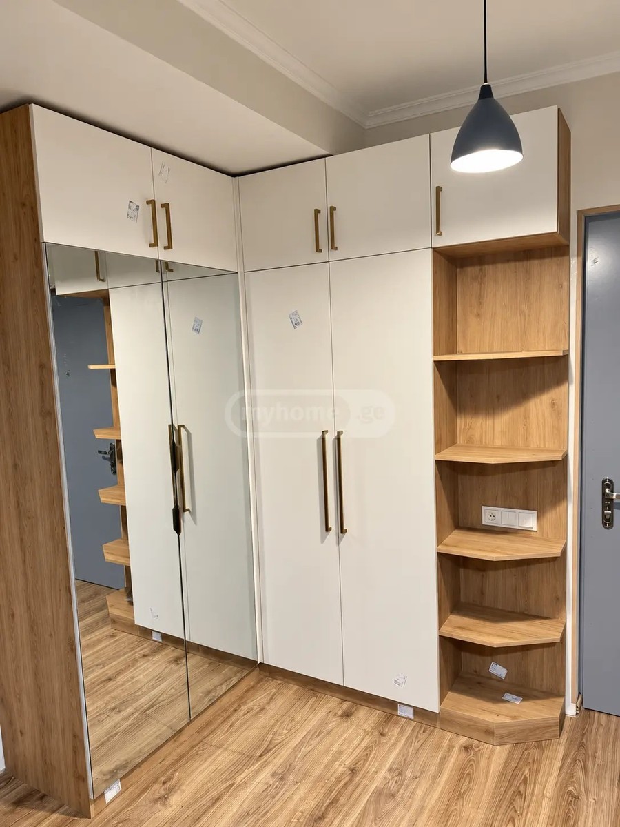 დემეტრე თავდადებულის ქუჩა 37 - 3 rooms