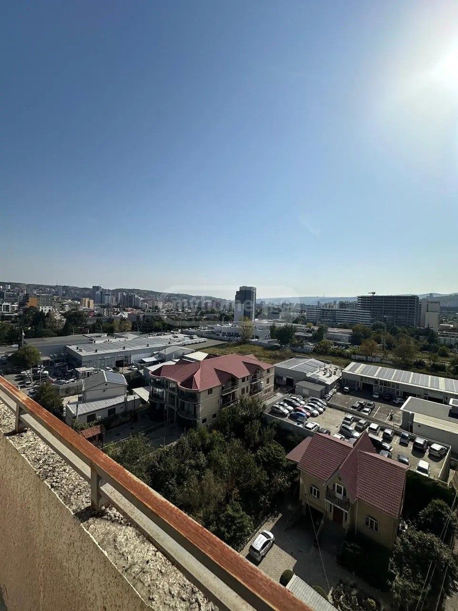 13 ასურელი მამის ქ.  - 4 rooms
