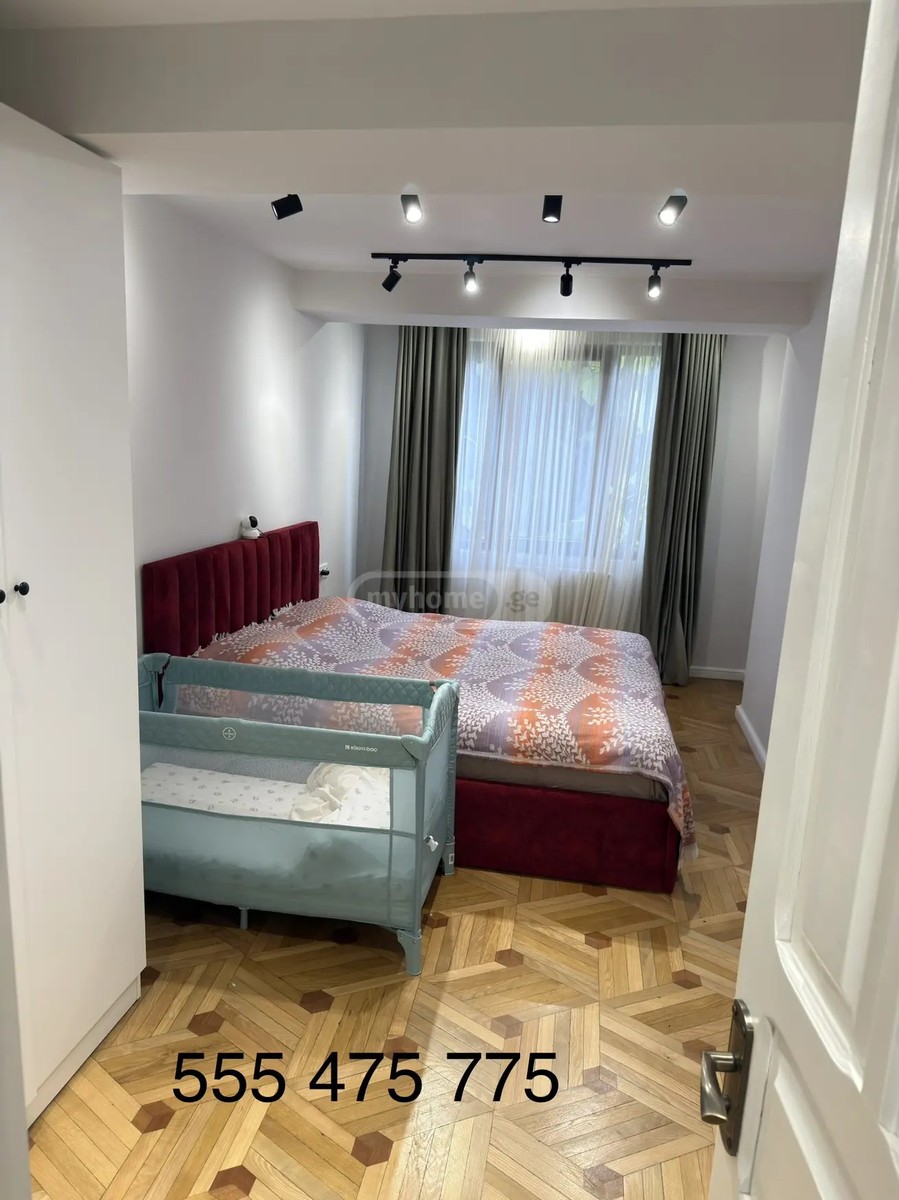 ფანასკერტელ-ციციშვილის ქ. 15 - 5 rooms