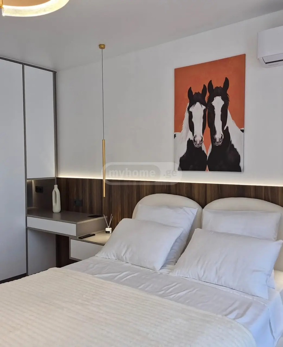 აბუსერიძე ტ. ქ. 13 - 1 rooms