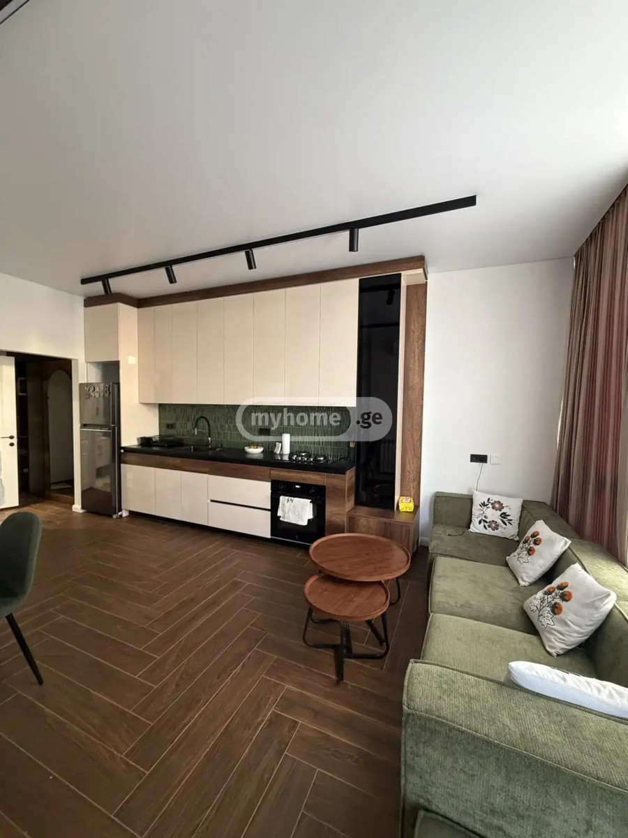 ანგისის ქ.  - 3 rooms