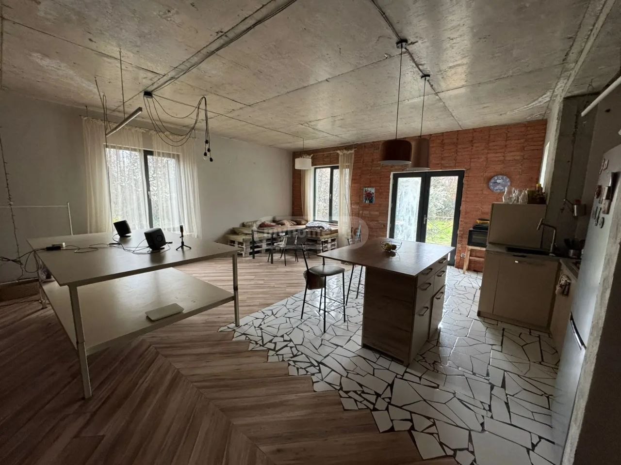 Kheivani Street, Ortachala - 1 rooms