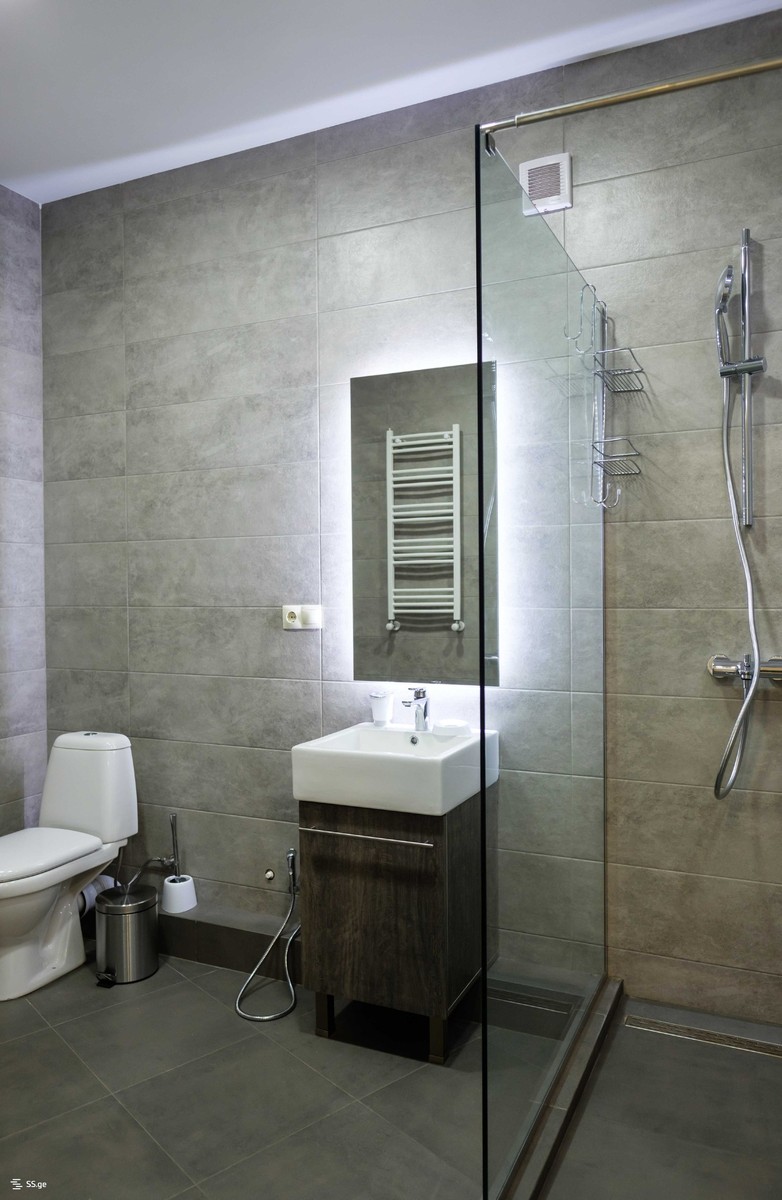 M. Alexidze 1, Saburtalo - 8 rooms