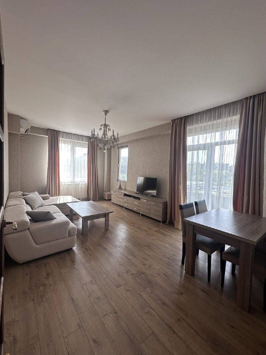 Saradzhishvili/Guramishvili - 3 rooms