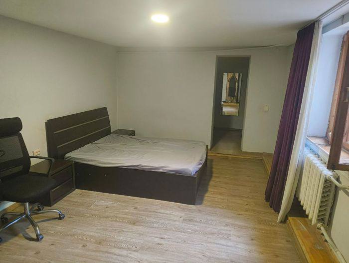 Lvovskaya, Saburtalo - 3 rooms