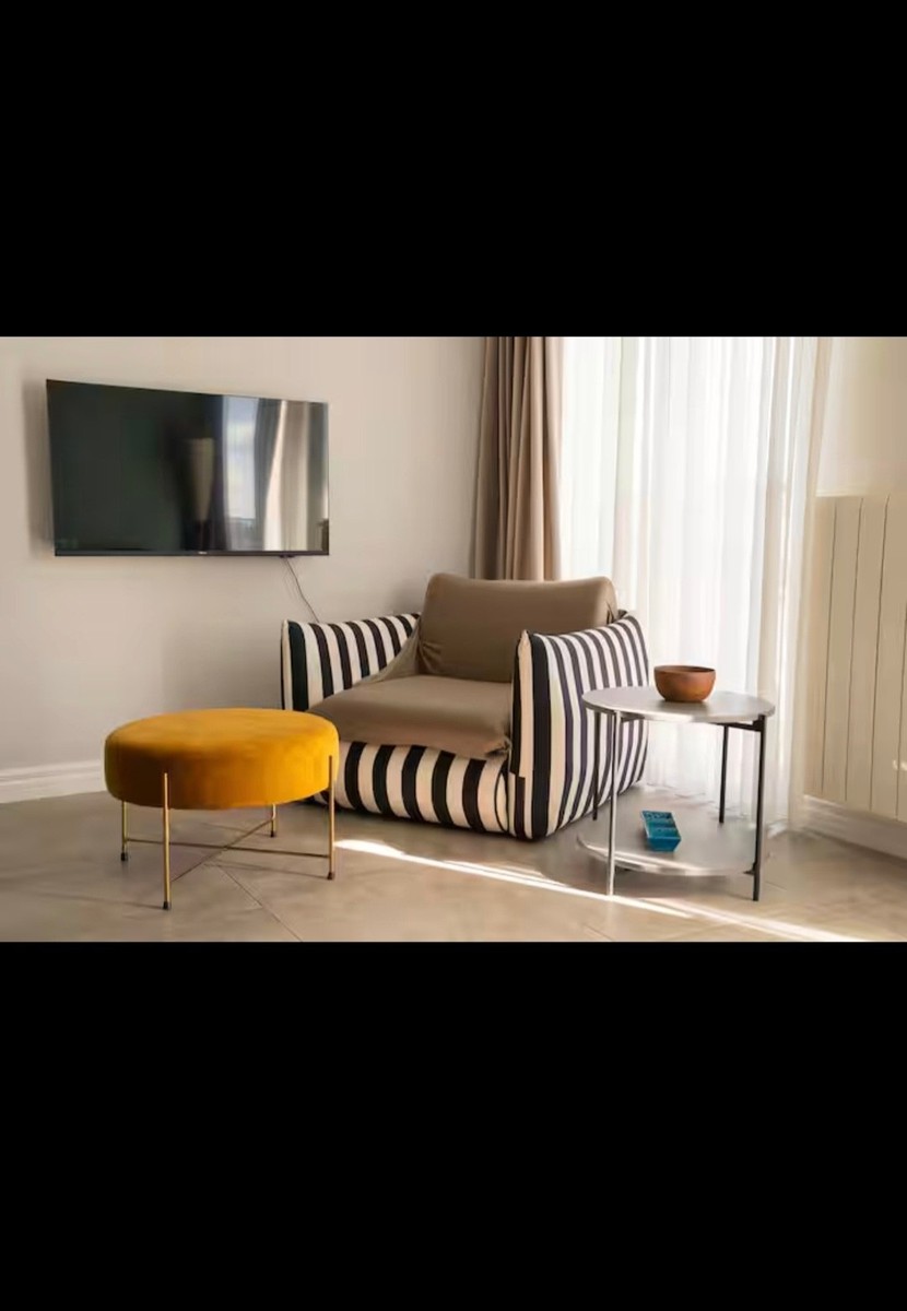 300 Aragvintsey, Kachinskogo Street, Isani - 2 rooms