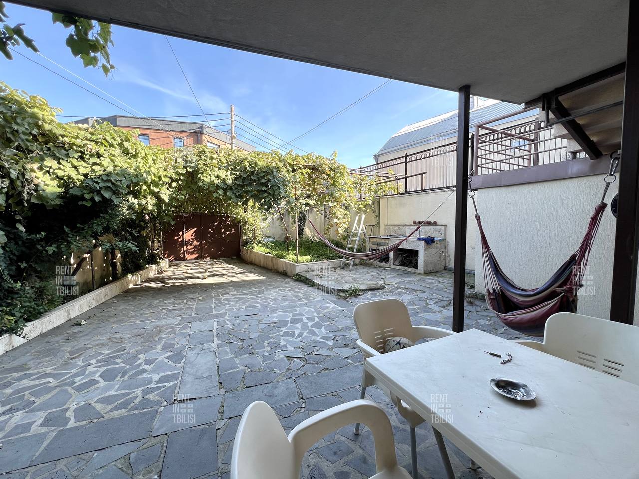 27 Ketevan Tsamebuli St - 1 rooms