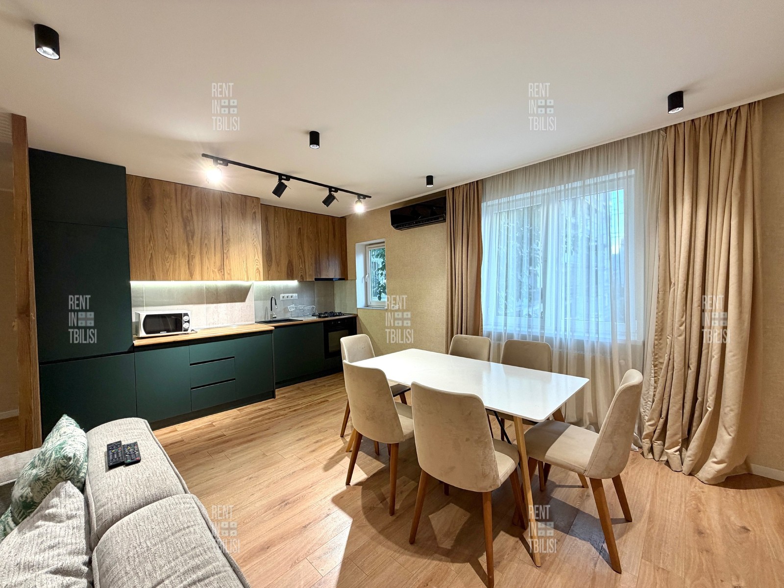 15 Zaza Panaskertel-Tsitsishvili Street - 1 rooms