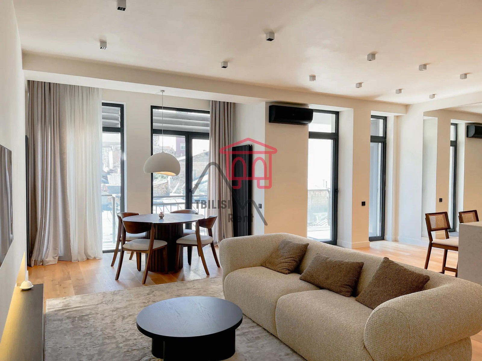 Eristav Khoshtarias Street, 23, Vera - 2 rooms