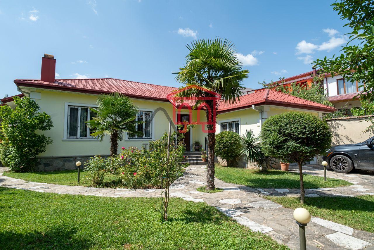 1st lane G. Chkheli, 2, Didi Digomi - 5 rooms