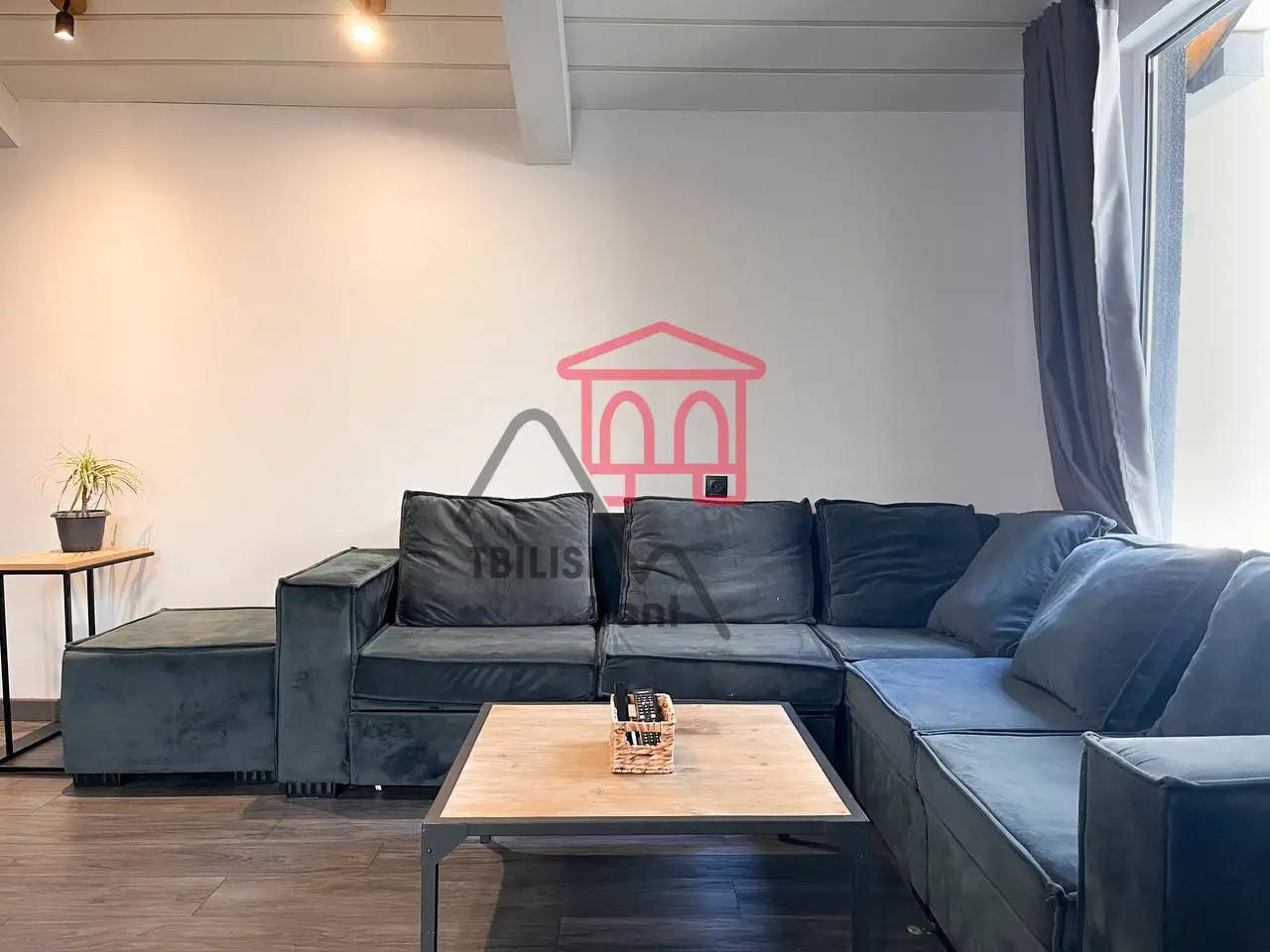 Titsian Tabidze Street, 110 - 2 rooms