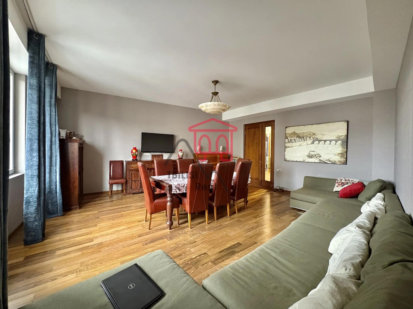 Kipshidze 9B, Vake - 4 rooms