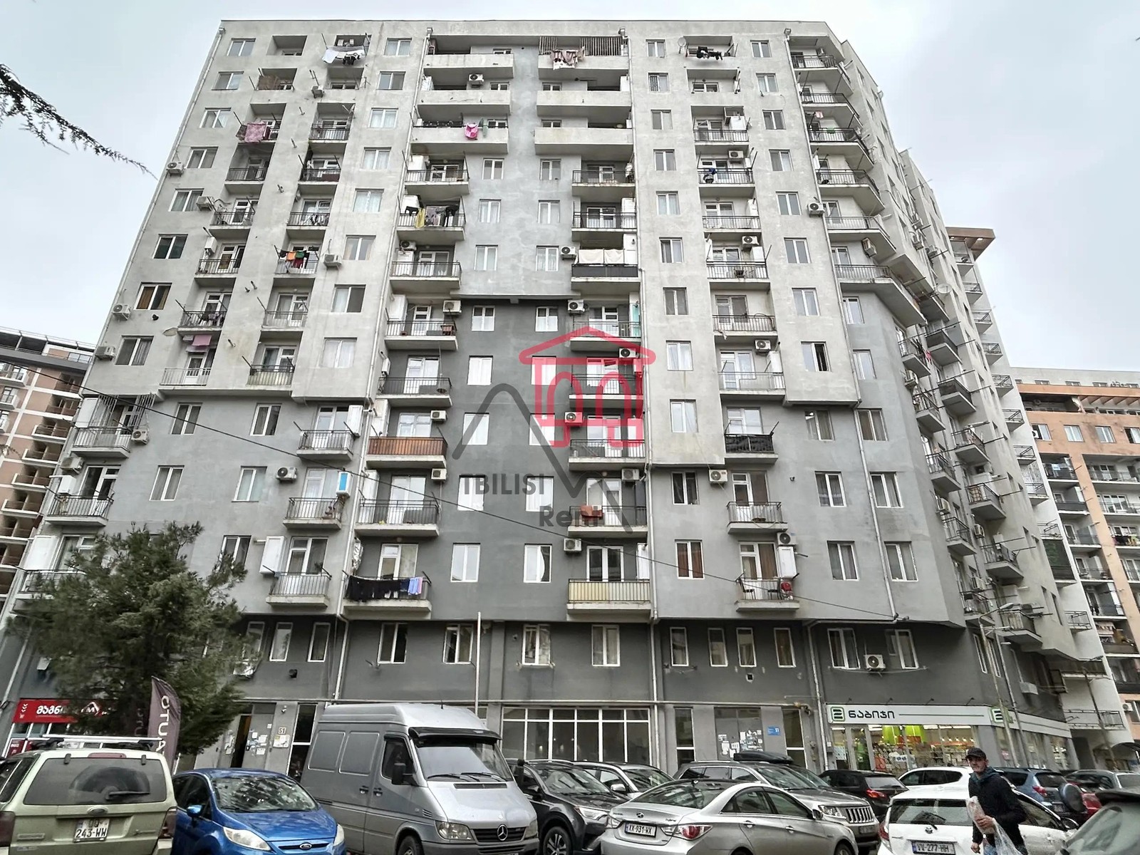 Anna Politkovskaya Street, 51 - 3 rooms