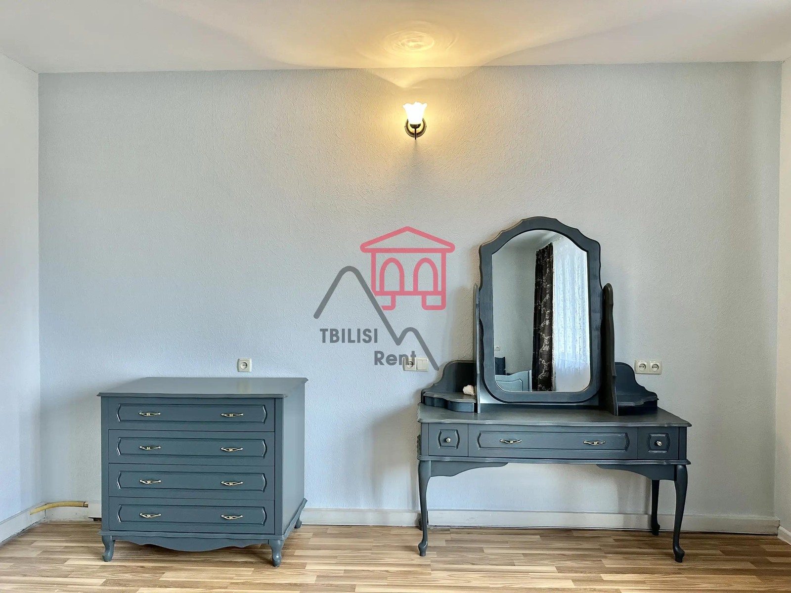 Prospekt Akakiya Tsereteli, 105 - 3 rooms