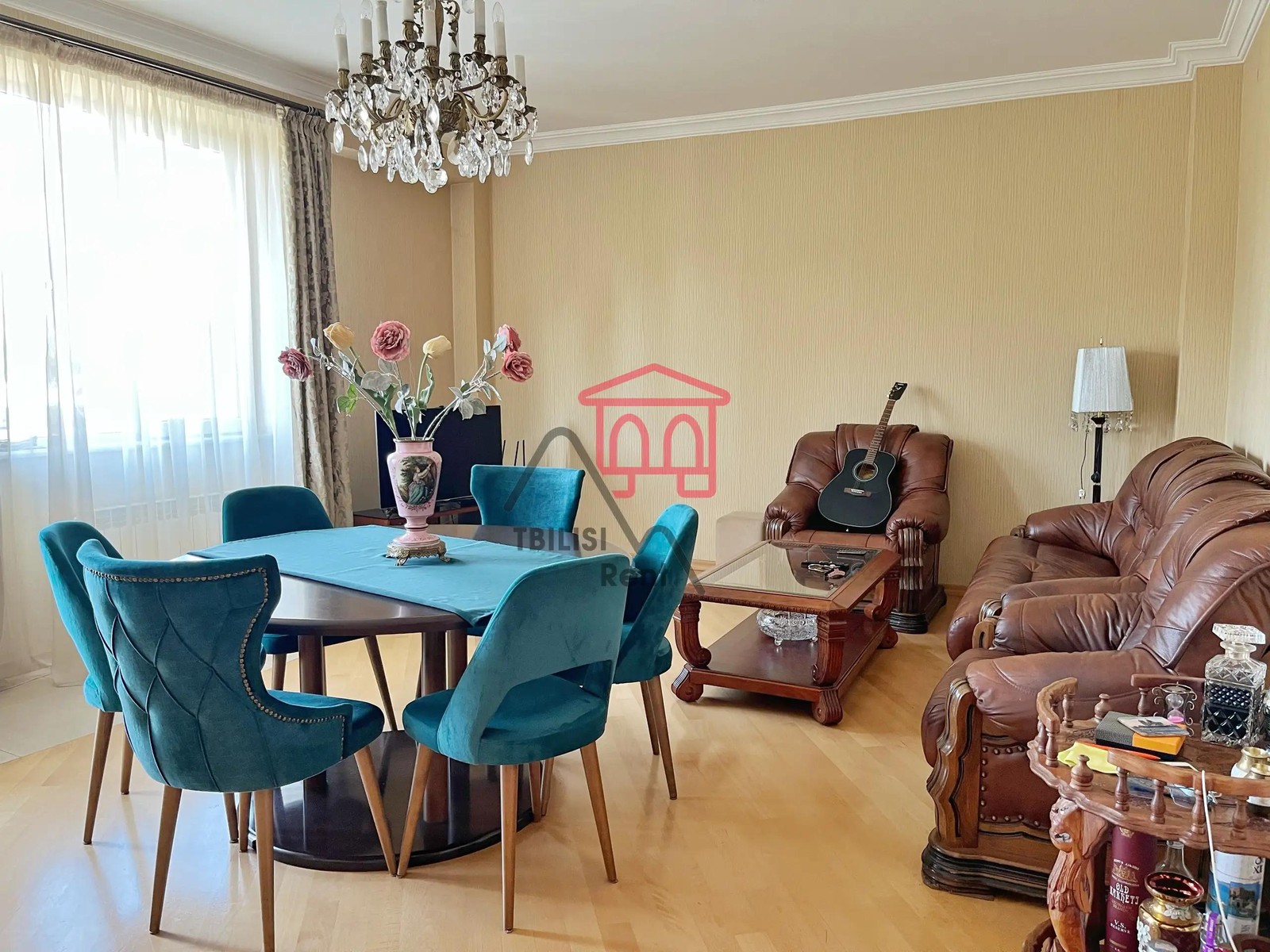 Nino Zhvania Street, 10 - 5 rooms