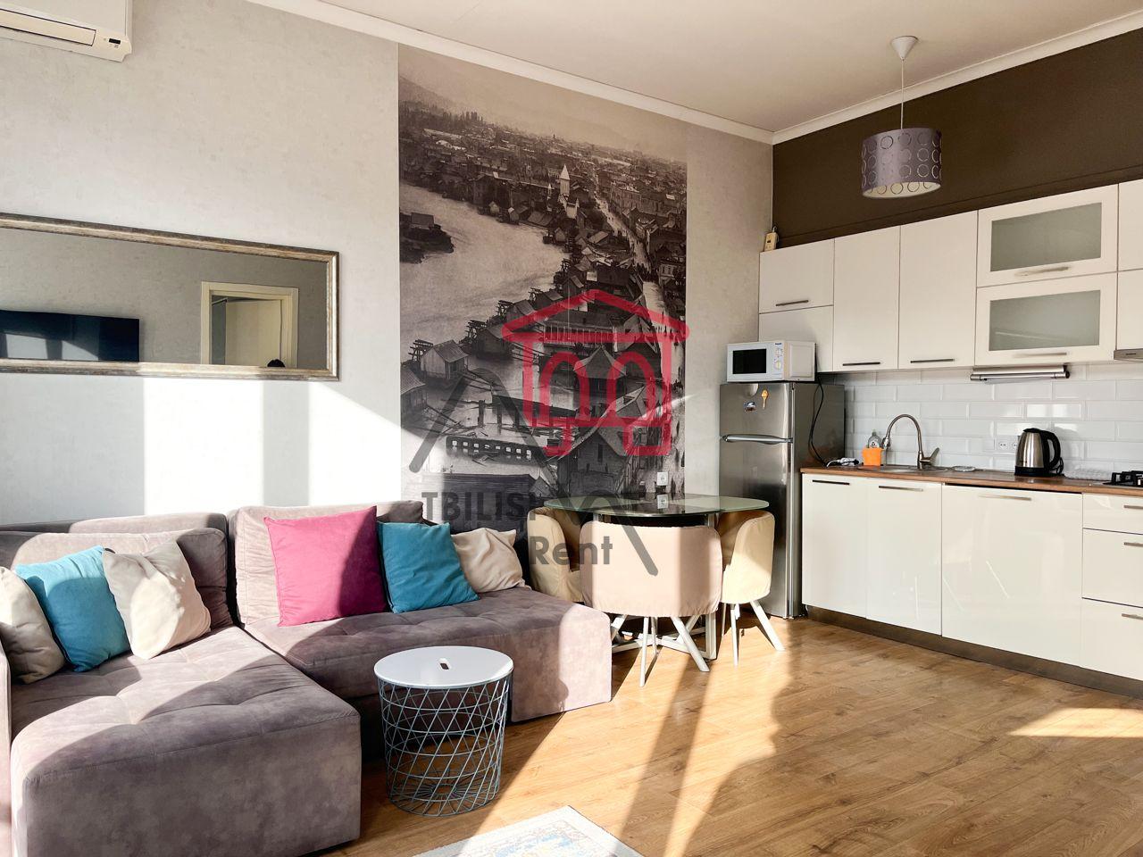 Preobrazhenskaya Street, 22 - 2 rooms