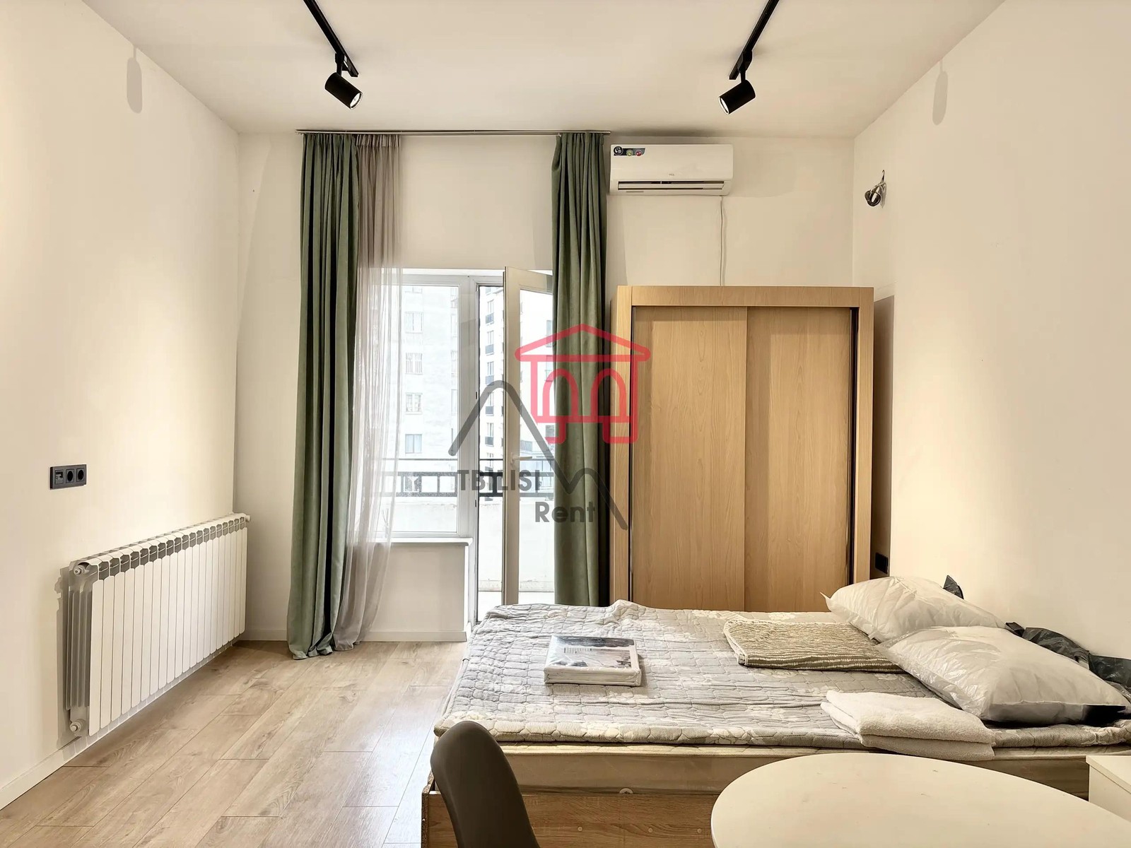 3 Parnaoza Lapiashvili Street - 1 rooms