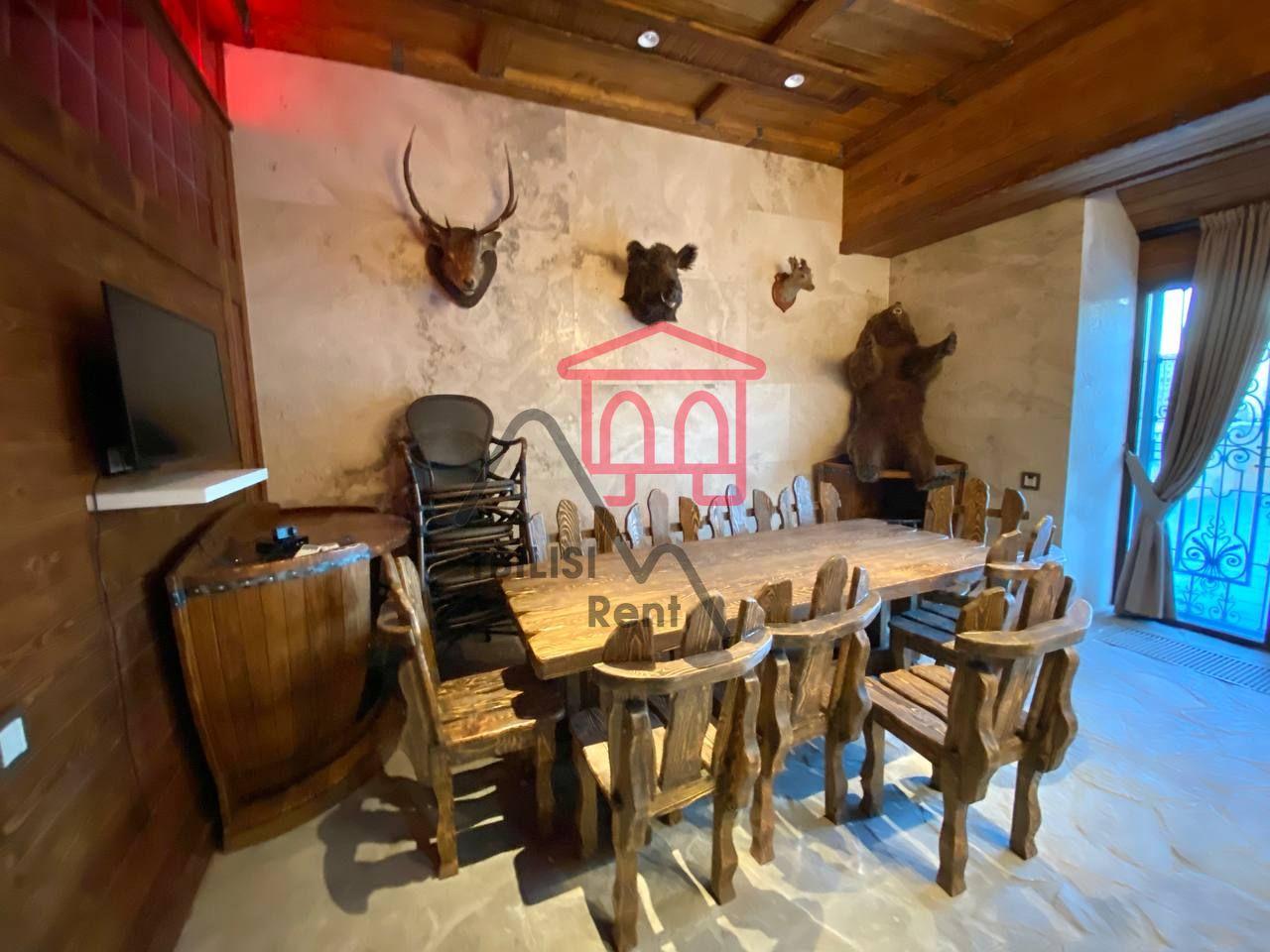 Meraba Kostava, 72 - 5 rooms