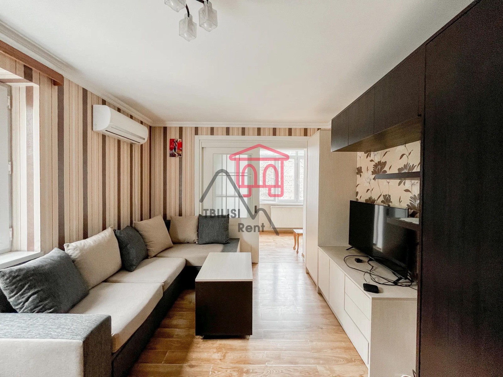 Kaspiyskaya 3B - 3 rooms