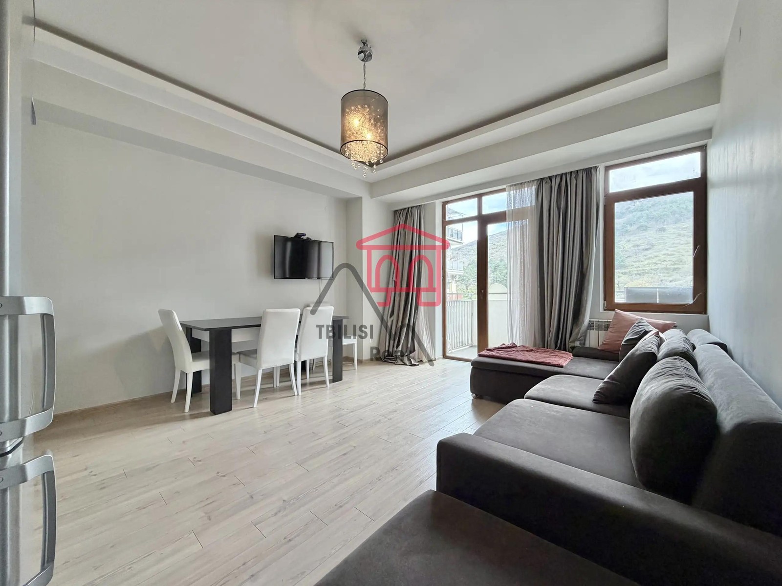 Ilia Chavchavadze Avenue, 83 - 3 rooms