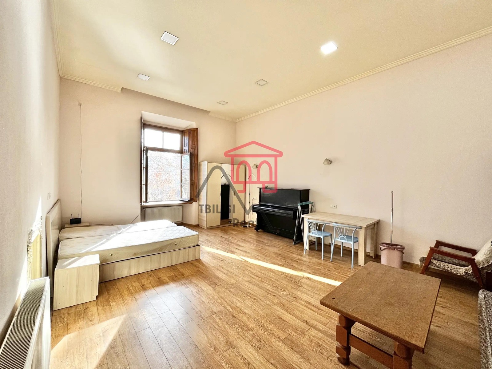 David Agmashenebeli 10 - 1 rooms