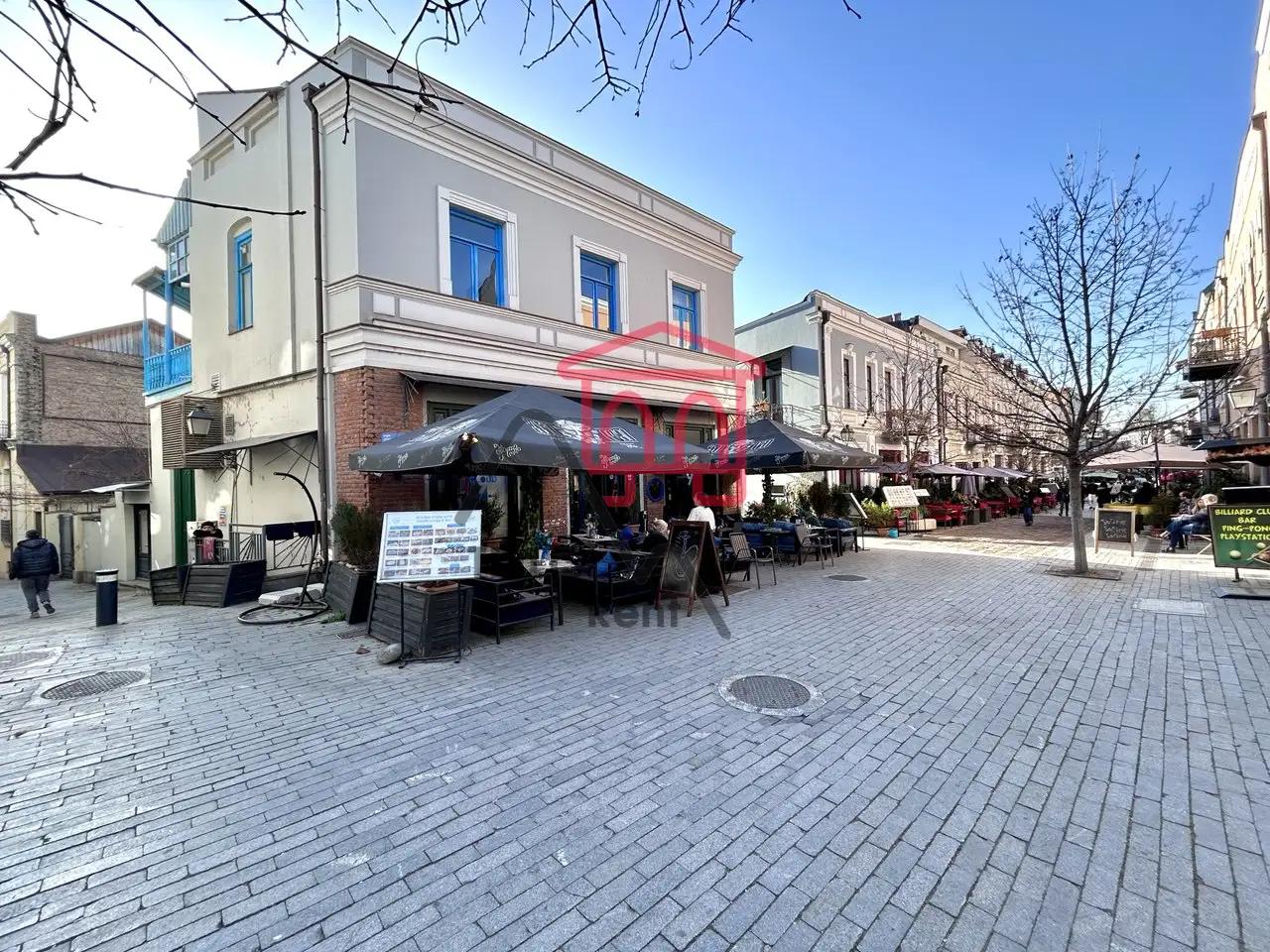 D.Agmashenebeli Lane 16 - 5 rooms