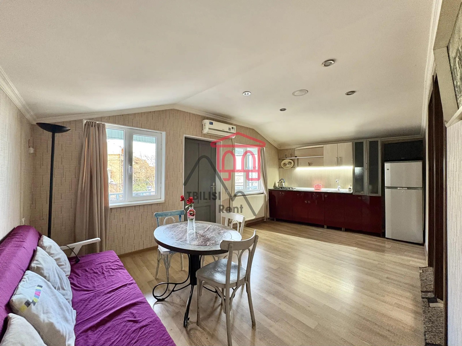 Shkkepi 7/2 - 3 rooms